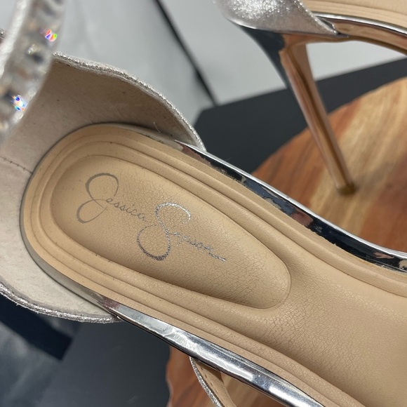 JESSICA SIMPSON Womens Silver 1" Platform Embla Toe Stiletto Heeled Sandal 9.5 M - Picture 8 of 10